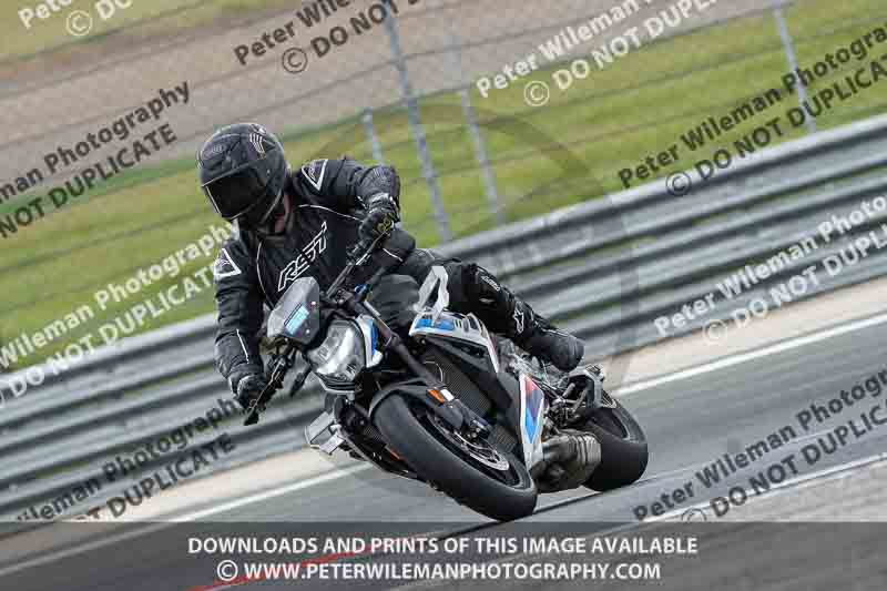 cadwell no limits trackday;cadwell park;cadwell park photographs;cadwell trackday photographs;enduro digital images;event digital images;eventdigitalimages;navarra;no limits trackdays;peter wileman photography;racing digital images;trackday digital images;trackday photos